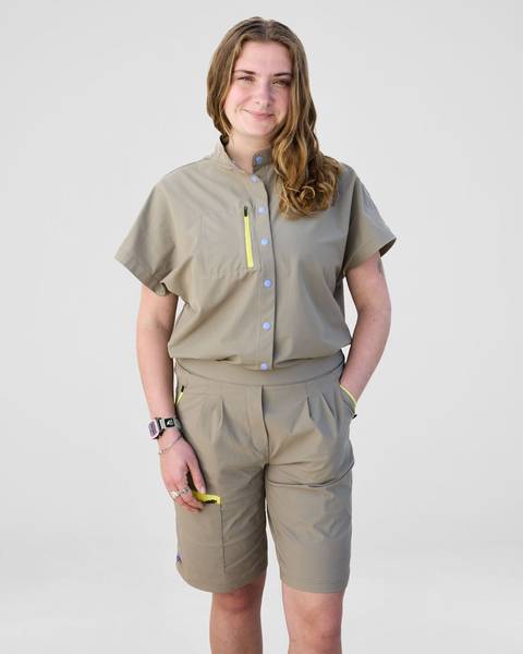 Model is wearing a size M short and blouse